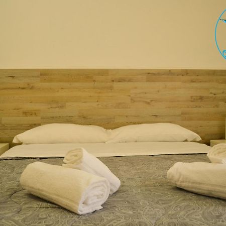 Dixi Bird Guesthouse Roma Esterno foto