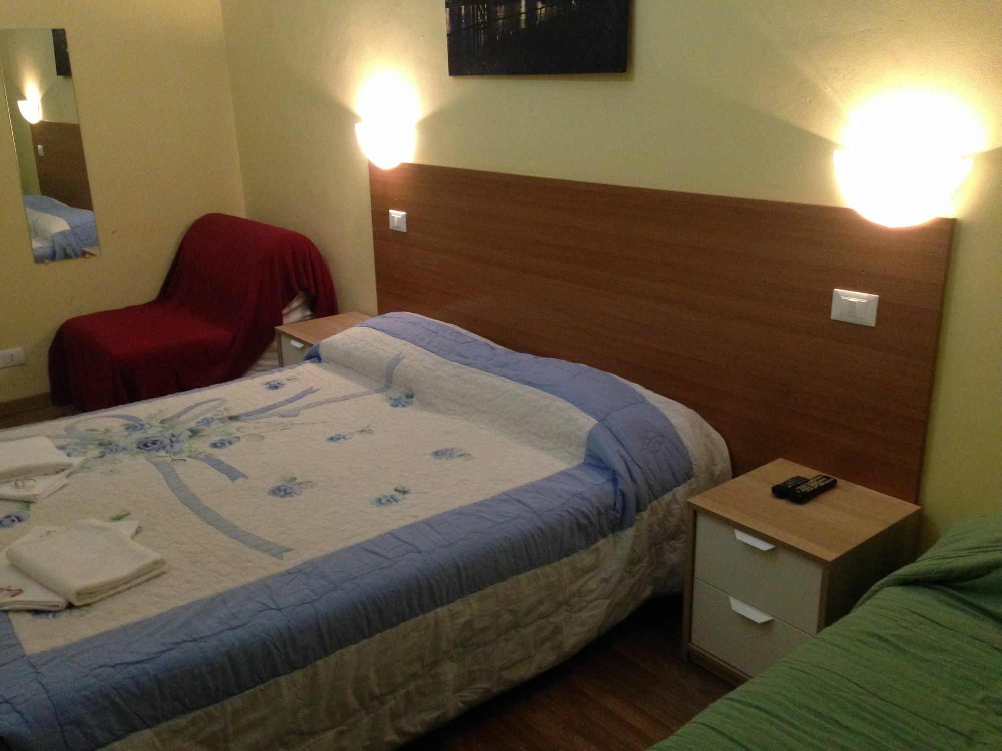 Dixi Bird Guesthouse Roma Esterno foto